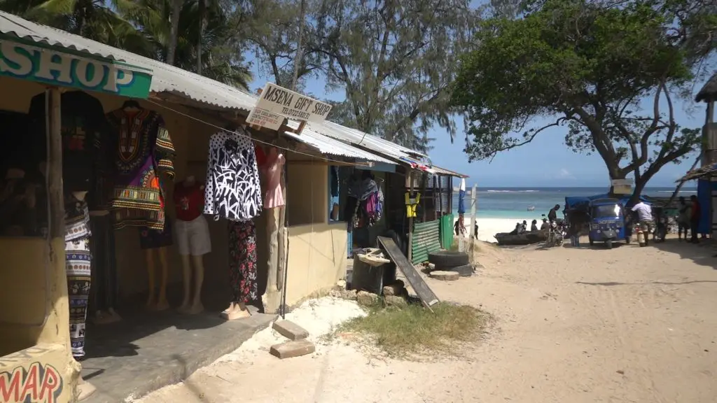 Diani beach restaurant nr tradewind