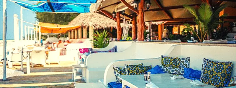 Nomad beach bar diani