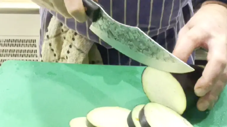 Cutting aubergiene